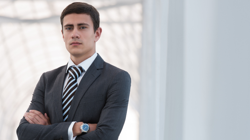 Descubra como a comunicação assertiva pode transformar seus relacionamentos e fortalecer sua influência.